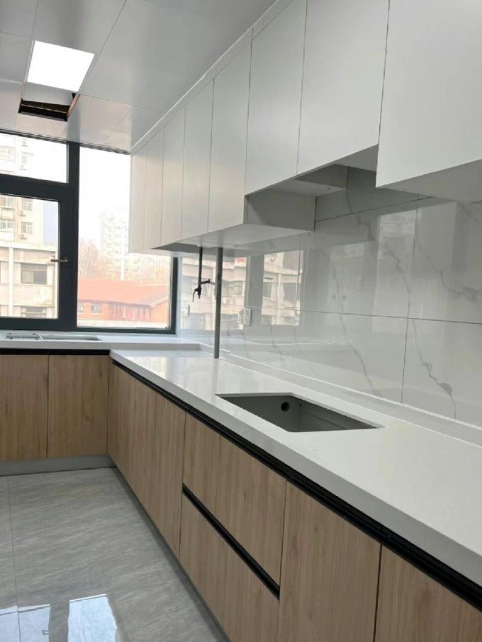 Modern Kitchen Cabinet with Marble Countertop for Apartments 2
