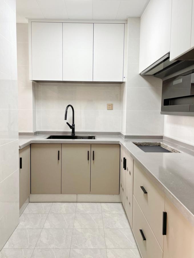 Custom Modern Kitchen Cabinet with Anti-Fingerprint Pet Film 1