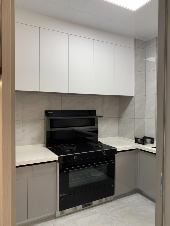 Custom Modern Kitchen Cabinet with Anti-Fingerprint Pet Film 4