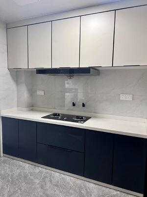 Apartment High Glossy Lacquer Doors Free Handles Modern Kitchen Furniture