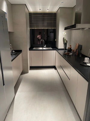 HPL Laminated Finished Wooden Kitchen Cabinetry For Dining Room Decoration