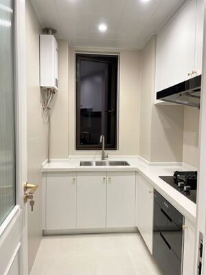 Oak Woodgrain Finish Waterproof Particle Board Kitchen Cabinet For Villa