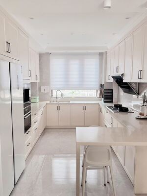 Residence Custom Sintered Stone / Marble / Granite Laminate Kitchen Furniture Sets